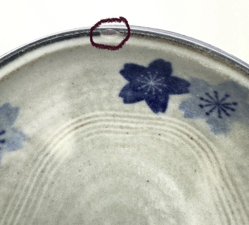 2 VINTAGE STONEWARE POTTERY STUDIO BOWLS WITH BLUE FLOWERS - Picture 7 of 17