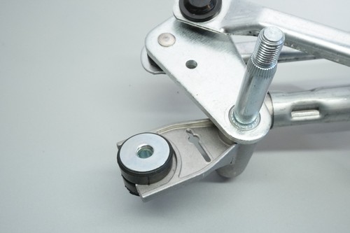 Front Wiper Motor For Vauxhall Mokka 2012-2020 All RHD models 42666715 42333715 - Picture 2 of 12