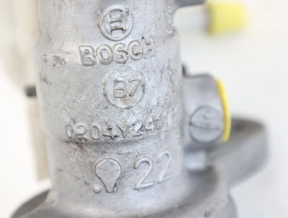 Cilindro de freno principal Suzuki SX4 EY GY 0204Y24115 BOSCH 1.9 88 KW 120 CV ABS diésel Foto 4 de 4