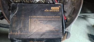 LEKATO WS-60 Stereo Wireless Guitar System 2.4 GHz Stereo Model M01465BK