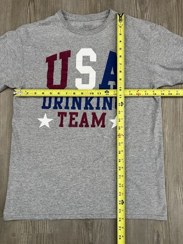 USA Drinking Team Graphic Print Tshirt Herren Gr. M - Bild 2 von 5