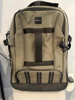 Oakley Utility Cabin Trolley Rolling Backpack