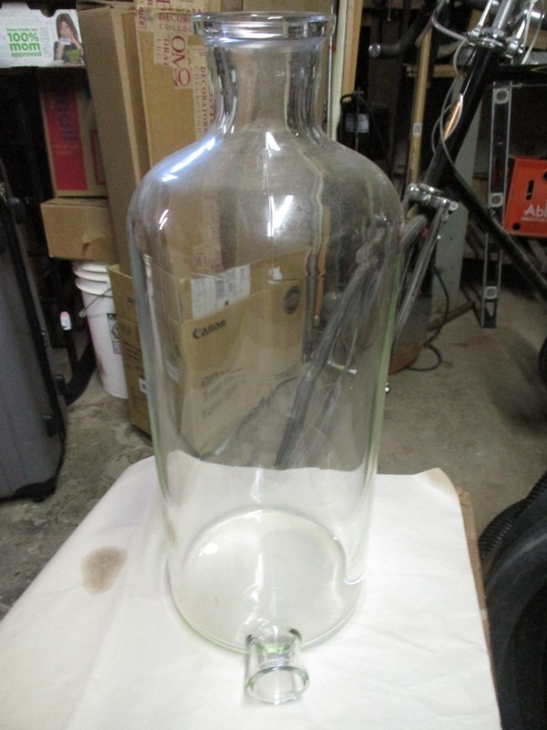 2 1/2 Gallon - Pyrex Large Aspirator Bottle Bottom Sidearm - New Old Stock