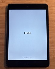 Apple IPAD Mini 2 Space Grey A1489 16GB Some damage please read