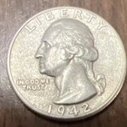 1942 UNC 25c Washington Quarter Actual Coin , Clear Date & Rim . Silver @ $104