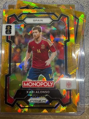 2026 Panini Prizm FIFA World Cup Cards #40 Xabi Alonso   Spain, Gold Cracked Ice