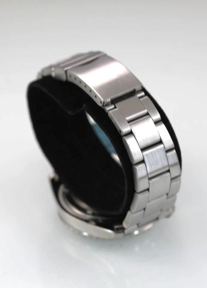 Reloj Eddie Bauer EBTEK Hombre Plateado Acero Inoxidable St Batería Fecha Blanco 100m Cuarzo Foto 2 de 4