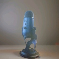 Logitech A00132 888-000322 Blue Yeti Podcast Steaming USB Condenser Microphone