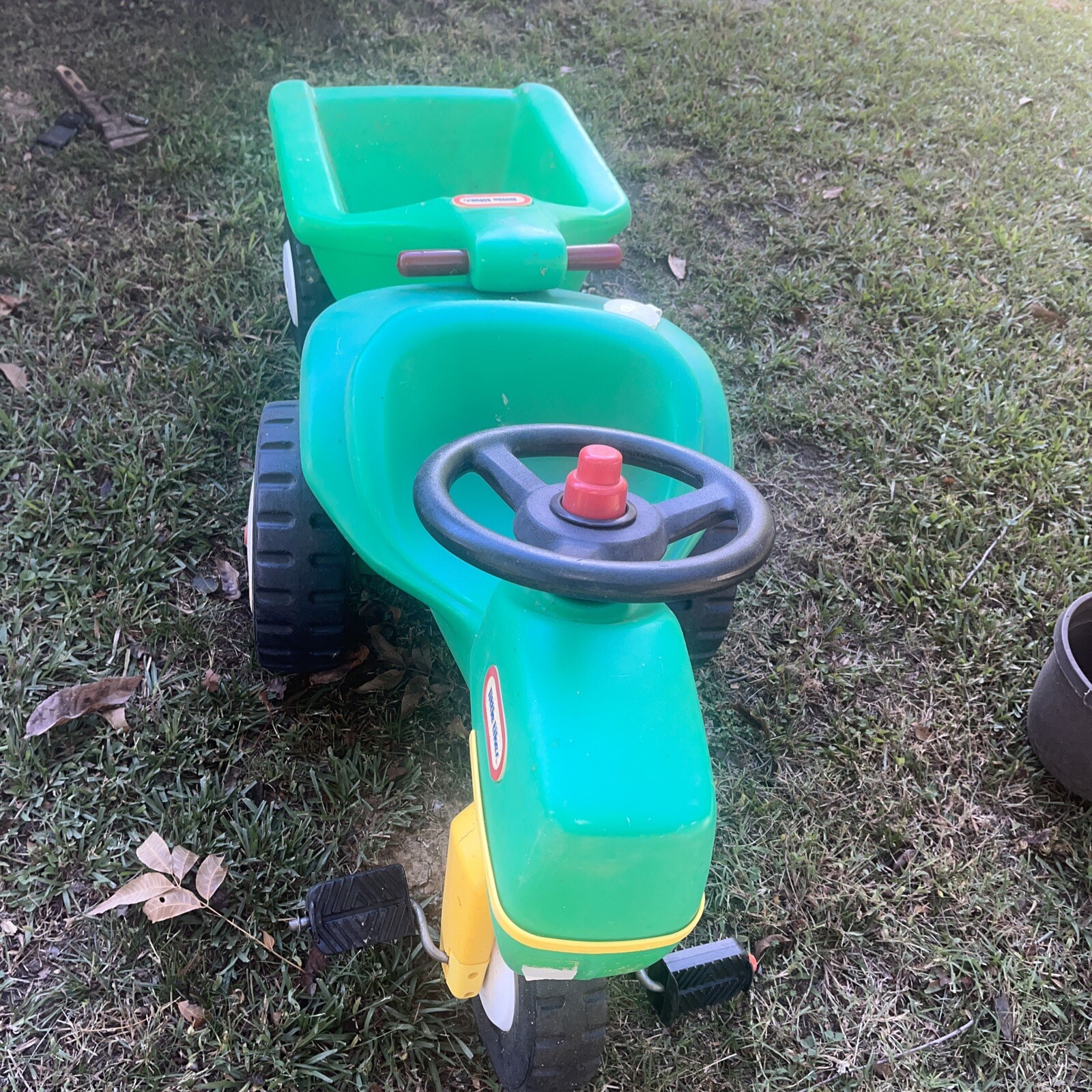 Vintage Little Tikes Tykes Green Pedal Tractor & Trailer  Ride On USA GUC