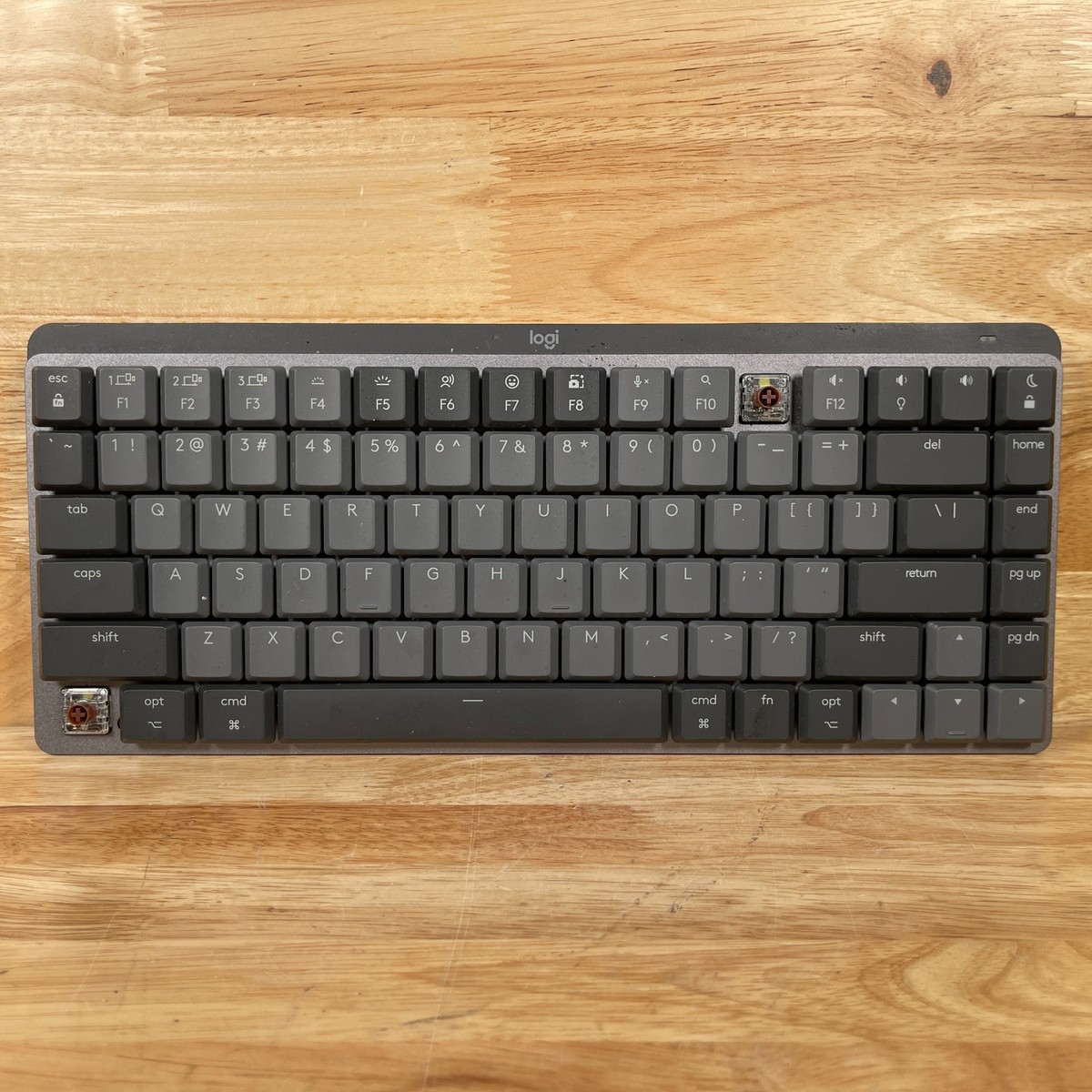 Logitech MX Mechanical Mini YR0081 QWERTY Standard Wireless Keyboard - For Parts Logitech MX Mechanical Mini YR0081 QWERTY Standard Wireless Keyboard - For Parts
