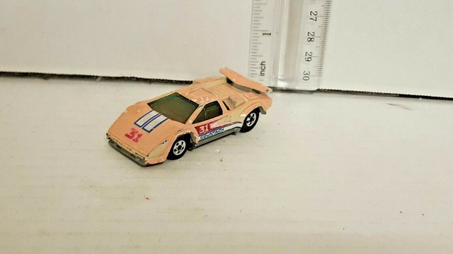hot wheels lamborghini countach 1987