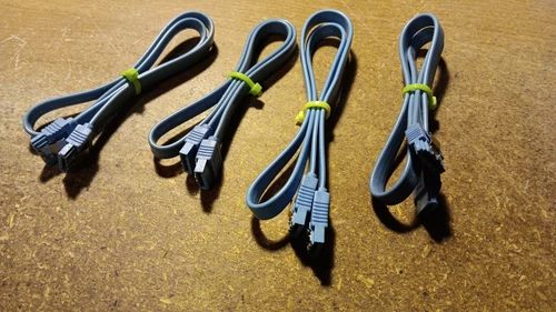 Gigabyte 17" SATA III  Cable