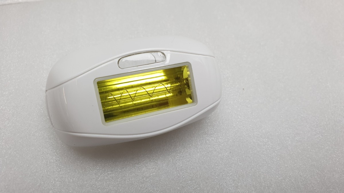 Silk'n SensEpil 脱毛器＋カードリッジ 家庭用脱毛器 センスエピSensEpil カートリッジの通販 by Sara's
