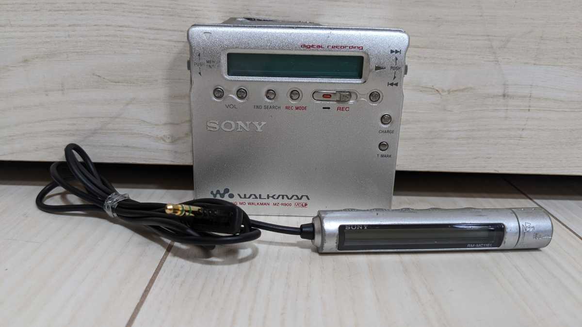 SONY MD Walkman MZ-R900 Silver minidisc player recorder w SONY MD Walkman MZ-R900 Silver minidisc player recorder w