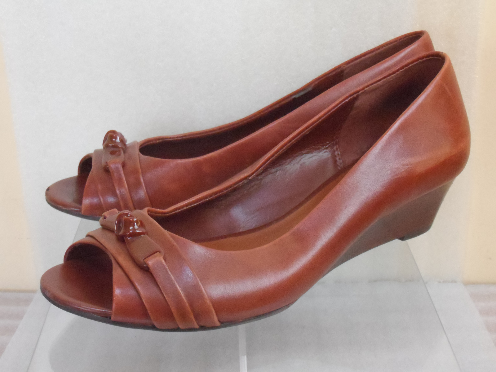 closed back sandals uk