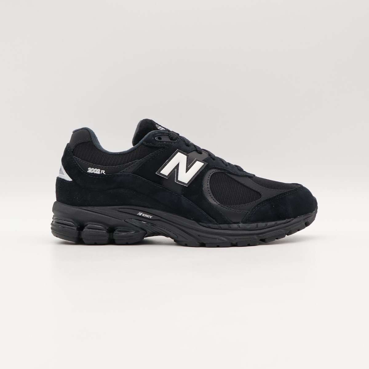 M2002RXX New Balance 2002R GORE-TEX Black White (Men's) | eBay