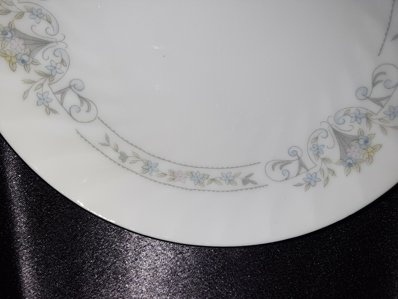 Picture 3 of 4