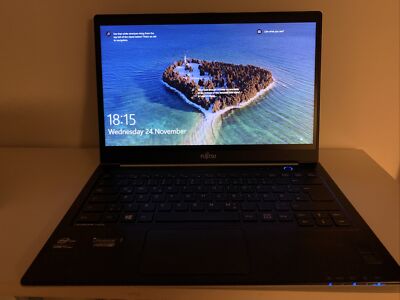 Fujitsu Lifebook U772 Core i7-3687U 2.10 GHz 8 GB Ram 256 GB SSD 14'' W10