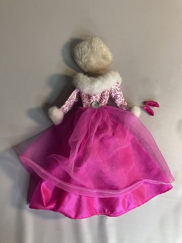 Barbie Fashion Avenue Deluxe 1995 Pink & Fur Glamour Gown 14305 Outfit