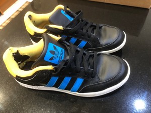 adidas varial low