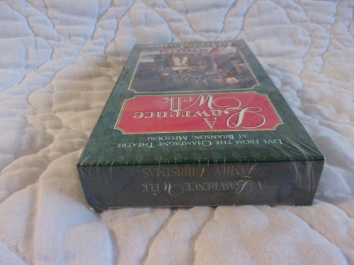 A LAWRENCE WELK FAMILY CHRISTMAS VHS NEW LIVE BRANSON MISSOURI LENNON SISTERS - Picture 4 of 7
