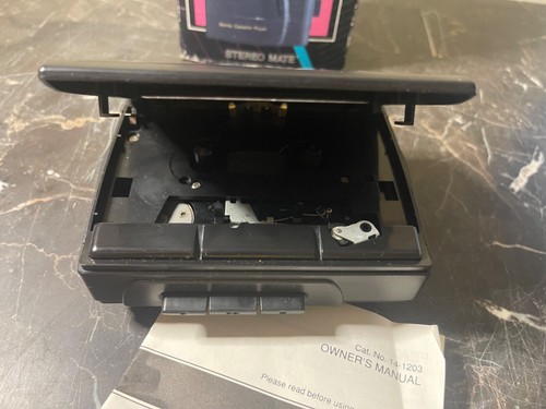 NEW Radio Shack Stereo Mate SCP-63 Portable Cassette Player-MINT! - Picture 7 of 9