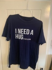 Tshirt - i need a hug XL