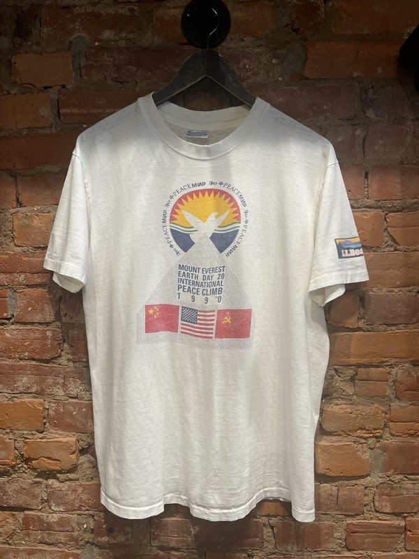 Vintage LL Bean Mount Everest Earth Day International Peace Climb T-shirt