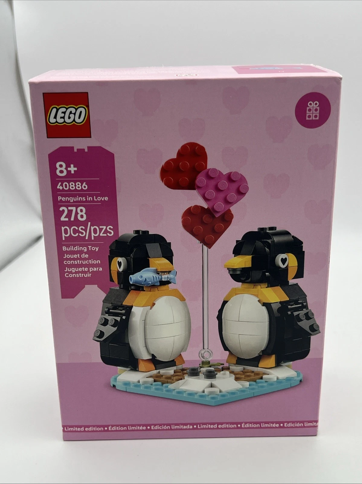 LEGO Penguins in Love 40886 Limited Edition Retired New in Sealed Box