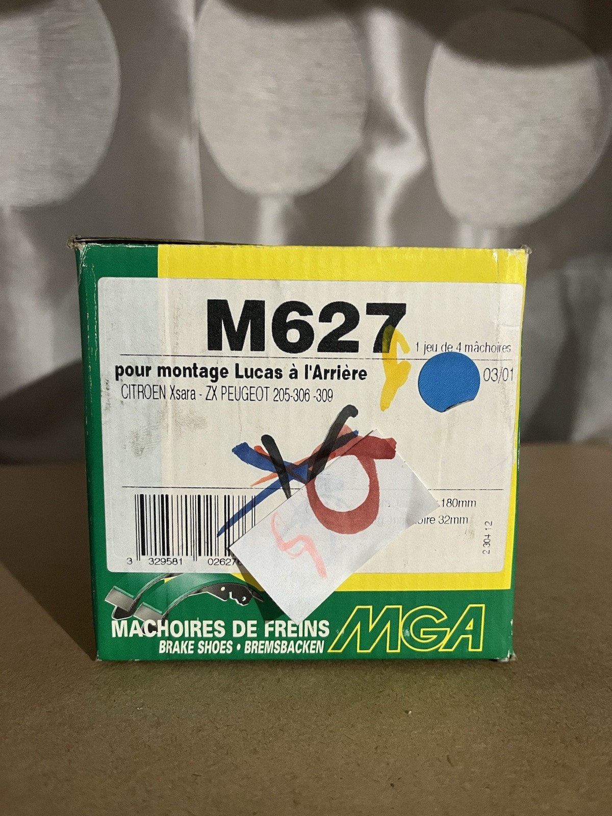 Mâchoires de frein MGA M627 kit de freinage à tambour arrière pour automobile