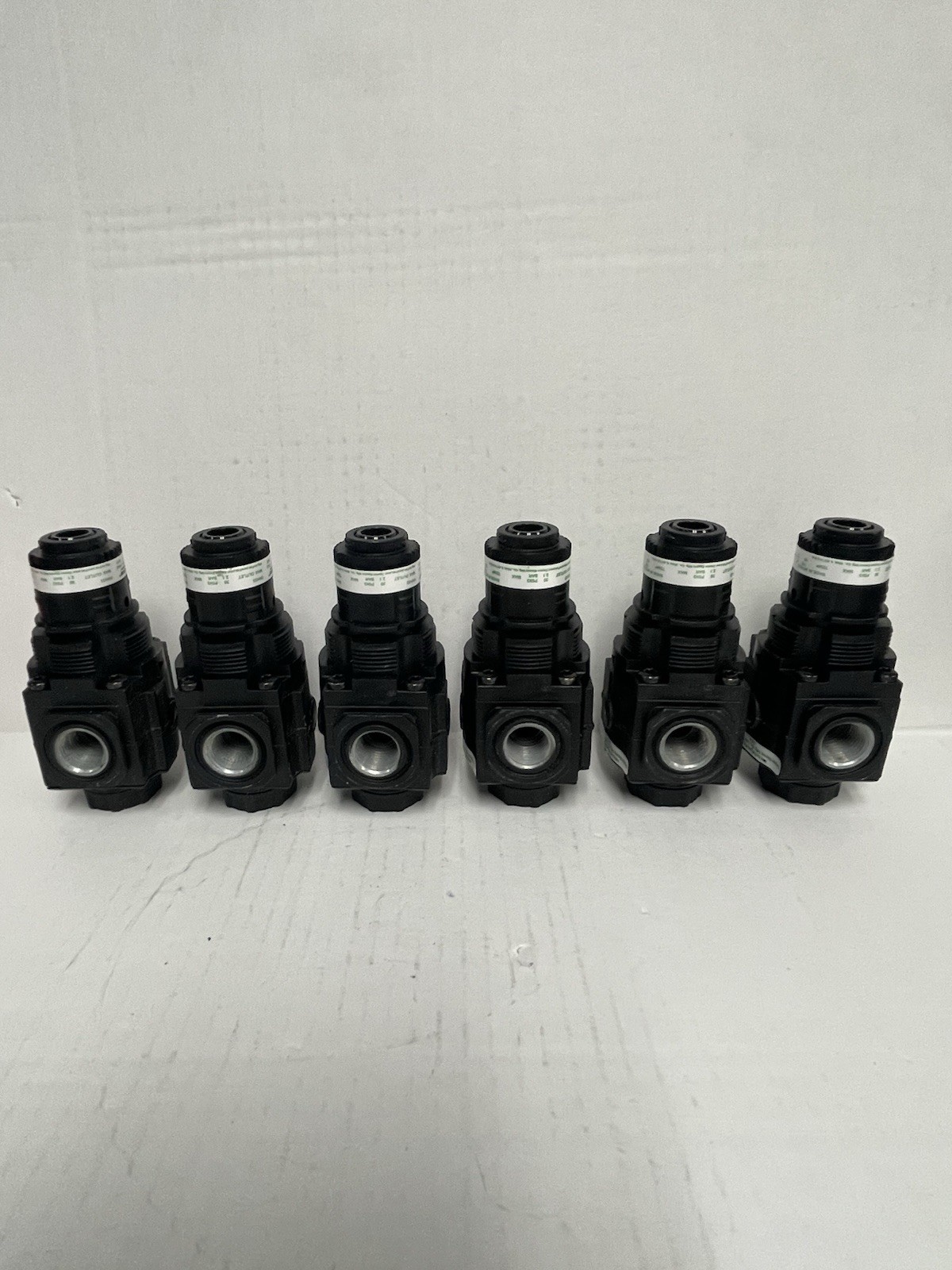 Lot Of 6 NEW SPEEDAIRE Air Regulator: Zinc, 3/8 in NPT, 70 cfm, 300 psi, 1WH33
