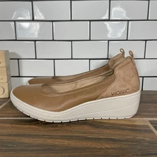 Vionic Jacey Womens Size 7 Shoes Toffee Leather Nubuck Orthopedic Slip On Wedge
