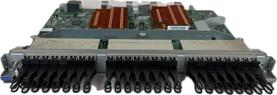 Brocade FC32-48 48-port blade for Brocade X6 / X7 | Includes 48 x 57-1000333-01 - Image 2 of 4