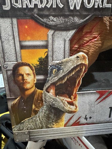 Jurassic World Battle Damaged Tyrannosaurus Rex Roarin Super Colossal - Bild 5 von 5