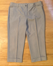 Sharagano Light Tan Khaki Crop Capri Pants - Women's Size 12