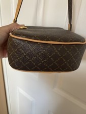 La Tour Eiffel Crossbody Bags & Handbags for Women for sale La Tour Eiffel Crossbody Bags & Handbags for Women for sale