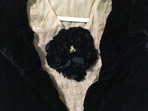 Vintage 1930s Black Velvet Midi Dress W/ Black Velvet Bolero Size 4 Extra Small. - Picture 24 of 24