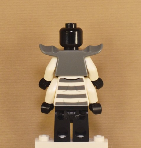 Lego Ninjago Stone Army Warrior Minifigure Red Face Giant (70591) - Picture 6 of 6