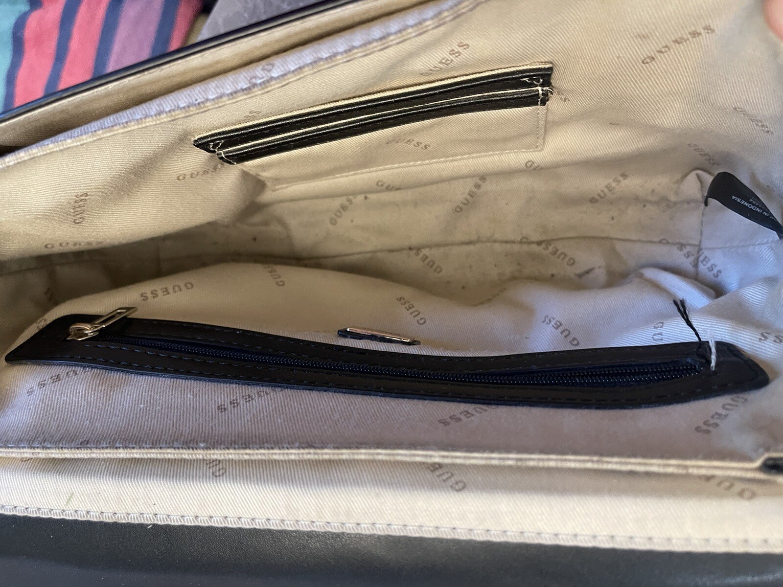 GUESS Hensley Convertible Shoulder Bag used see pics/desc eBay