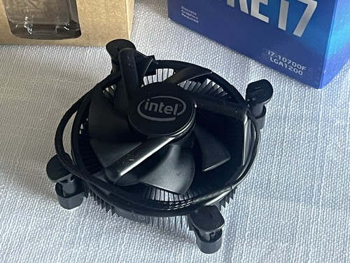 LGA-1200 Lagerkühler von Intel I7-10700F - Bild 3 von 5