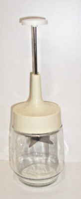 Vintage Manual Gemco Food/Nut Chopper Glass With Tan Lid Stainless Steel Blade