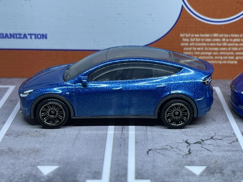 LOTE (2) Tesla Modelo S y Modelo Y Matchbox Azul Metálico EV Diorama Suelto 1/64 Foto 3 de 4