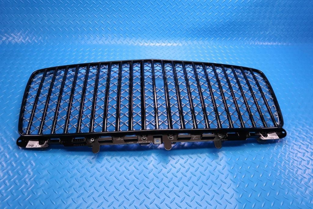 Bentley Bentayga 2021-2025 FRONT+RIGHT Grille P/N 36A853667