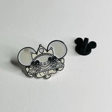 Disney Wedding Bride Character Mickey Mouse Ear Hat Mystery WDW Trading Pin 2013