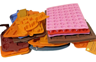 25 Preowned / used Silicone Molds For Wax Melts - Wilton