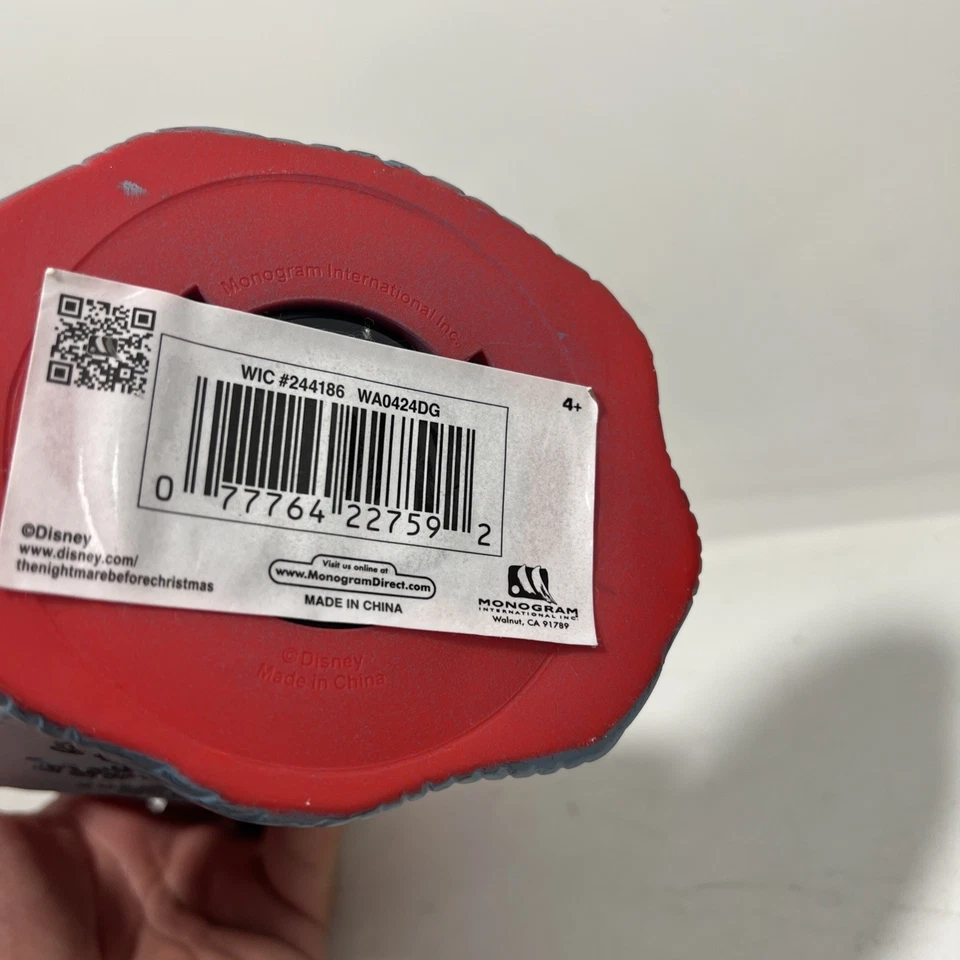 Banco de moedas Nightmare Before Christmas Sally - Imagem 4 de 4