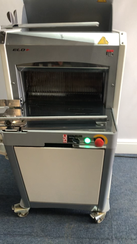 JAC Eco+ 450 Freestanding 10mm Automatic Bakery Bread Loaf Slicer 3-Phase 400V - Video 1 di 1