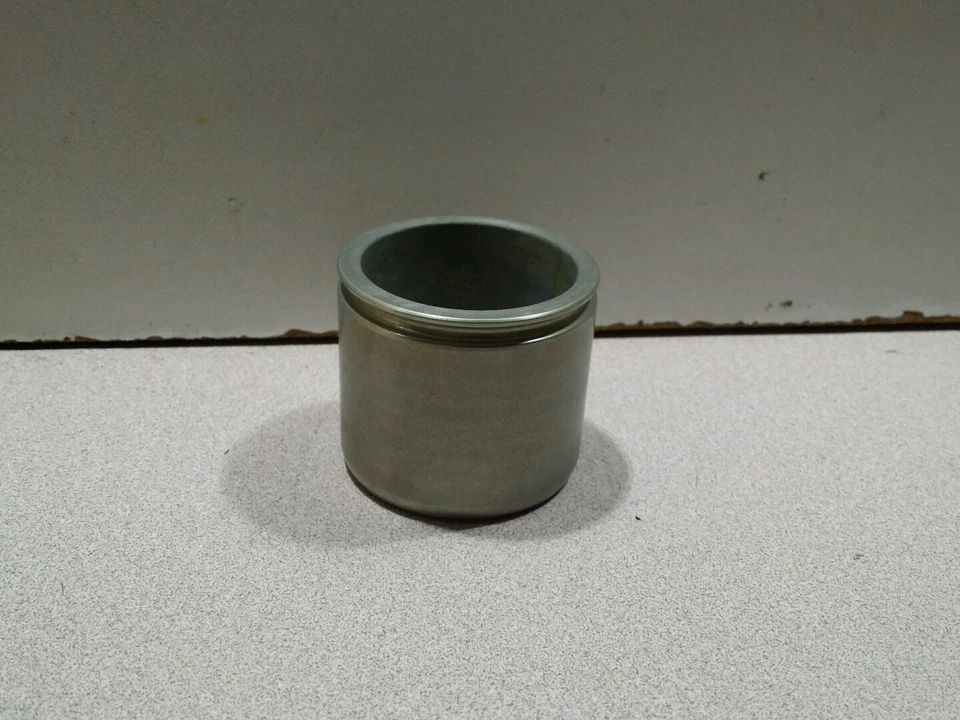 Pistón de pinza de freno Wagner F99980 para camioneta Ford Econoline E250, E350 F250, F350 Foto 4 de 4