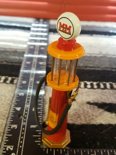 Minneapolis Moline Gas Pump 1/16 Replica Collectible - Picture 2 of 6