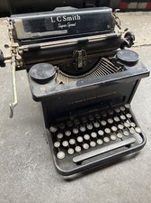 🌟All-American L.C. Smith Super Speed 11 Typewriter-Classic Tuxedo Black 🌟 USA thumbnail